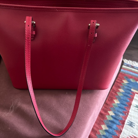 Italian leather Classic Red Leather Tote - Picture 2 of 6